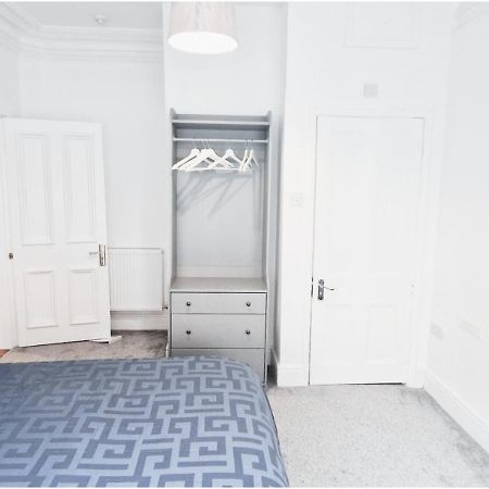 Double Room In Modern House Near Нотингам Екстериор снимка