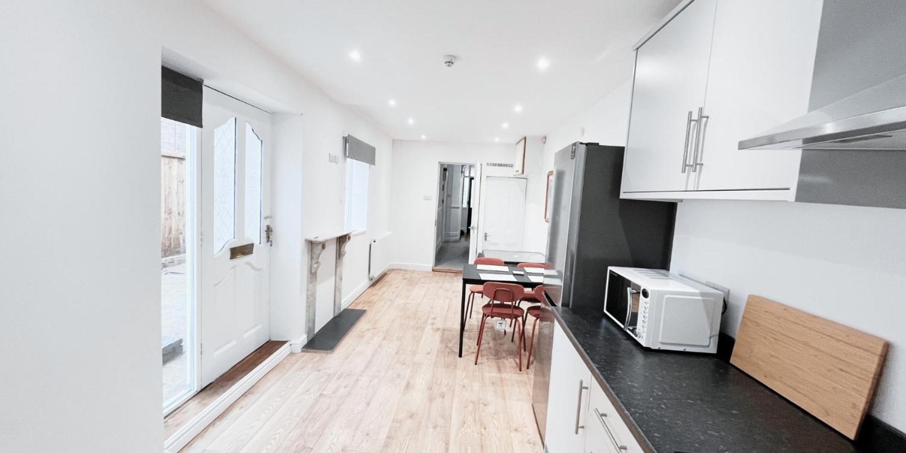Double Room In Modern House Near Нотингам Екстериор снимка